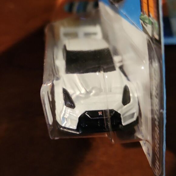 Hot Wheels LB Silhouette Works GT Nissan 2021 Car NIP - Picture 5 of 8